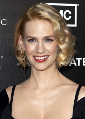Ροζ ανταύγειες για την January Jones