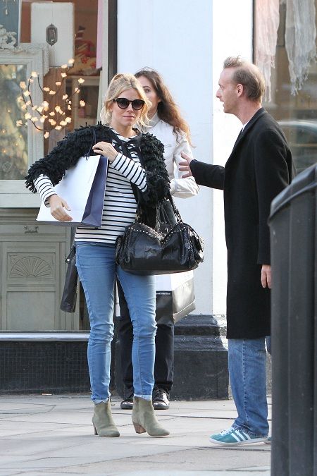 Sienna Miller: η κομψότητα σε «ενδιαφέρουσα»