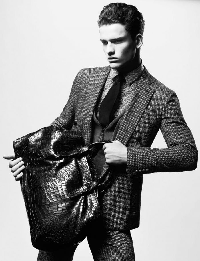 Bally, Gucci, Giorgio Armani, Dsquared2: κυκλοφόρησαν οι νέες τους καμπάνιες