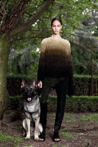 Yψηλή ραπτική με την υπογραφή Givenchy