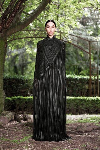 Yψηλή ραπτική με την υπογραφή Givenchy