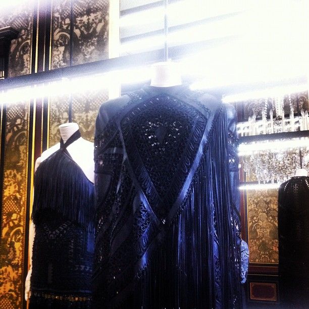 Yψηλή ραπτική με την υπογραφή Givenchy