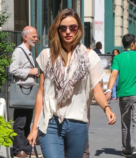 Τα αγαπημένα γυαλιά ηλίου της Miranda Kerr
