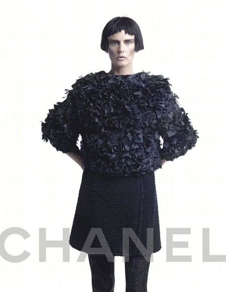 Chanel, McQueen & Calvin Klein: οι καμπάνιες τους αποκαλύφθηκαν