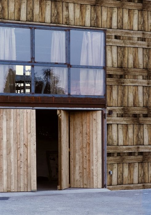 Εξωτερικές ταπετσαρίες που δίνουν άλλη όψη στο σπίτι σας!