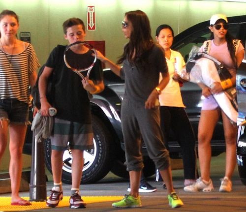 Το είδαμε και αυτό: Η Victoria Beckham με φόρμα;