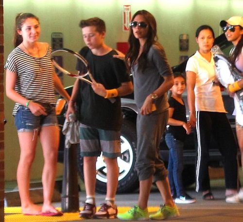 Το είδαμε και αυτό: Η Victoria Beckham με φόρμα;