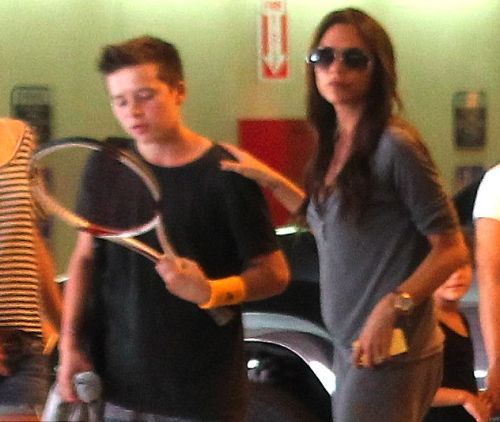 Το είδαμε και αυτό: Η Victoria Beckham με φόρμα;