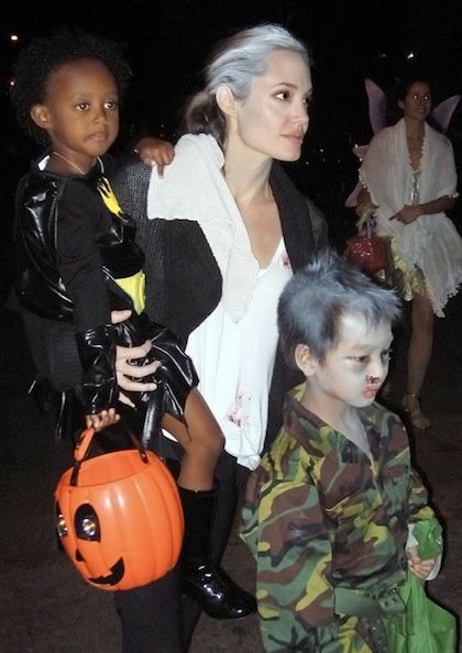 Hollywood report: δείτε πώς ντύνονται για το Halloween τα διάσημα πιτσιρίκια