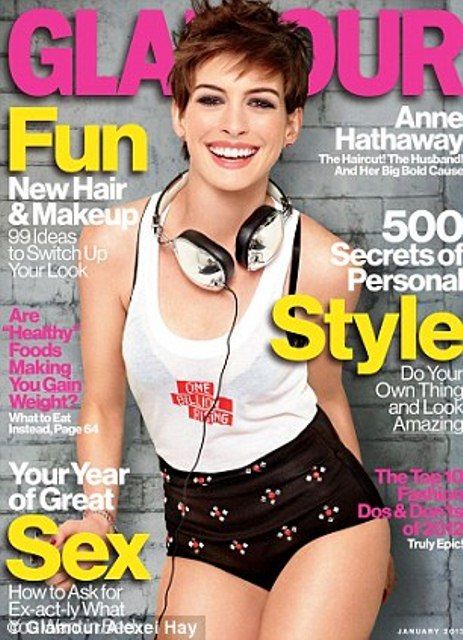 Anne Hathaway: Αν και έχασε 12 κιλά ακόμη ανησυχεί για το βάρος της
