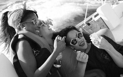 Rihanna: ημίγυμνη για άλλη μία φορά στο διαδίκτυο