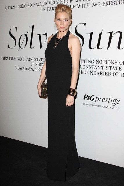 Sienna Miller: Από boho chic στάρλετ σε βασίλισσα του red carpet