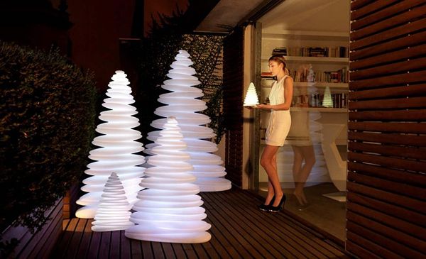 Δείτε το πιο design-άτο Χριστουγεννιάτικο δέντρο!