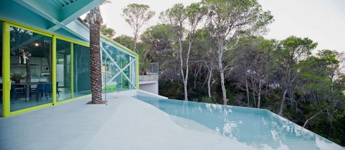 Μια βίλα «εξέδρα» στην Ibiza!