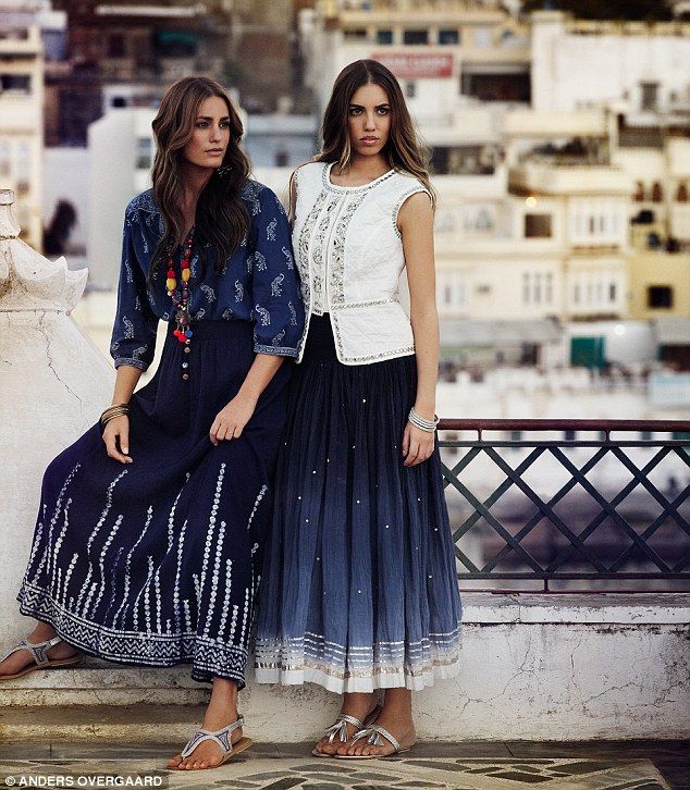 H Yasmin Le Bon στα 48 της μοιάζει συνομήλικη με την κόρη της Amber