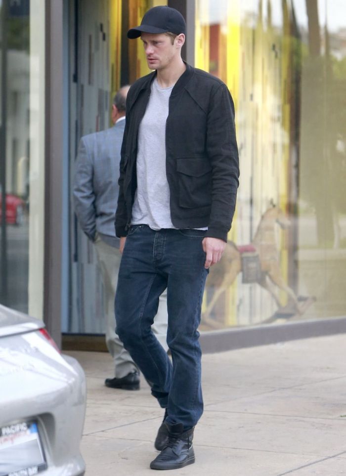 H φοβερά ανησυχητική εικόνα του Alexander Skarsgard