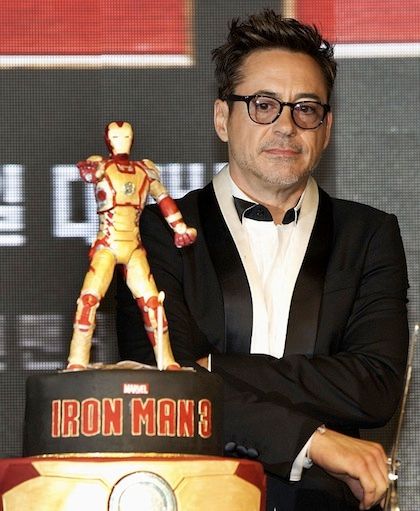 Ποιος διάσημος ηθοποιός του Hollywood εμφανίστηκε με ορθάνοιχτο φερμουάρ σε κόκκινο χαλί;