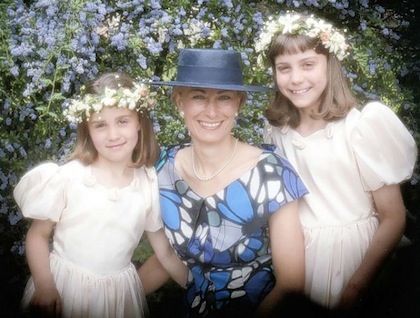 Δείτε την Kate Middleton και την αδελφή της ντυμένες παρανυφάκια