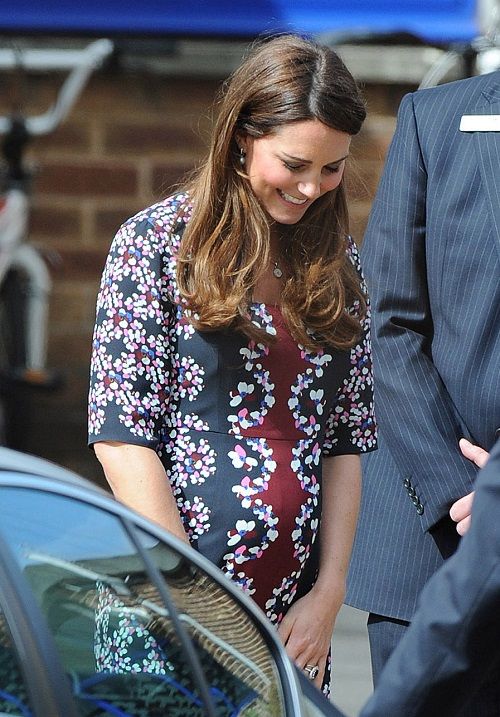 Kate Middleton: κομψή εγκυμονούσα με Erdem print