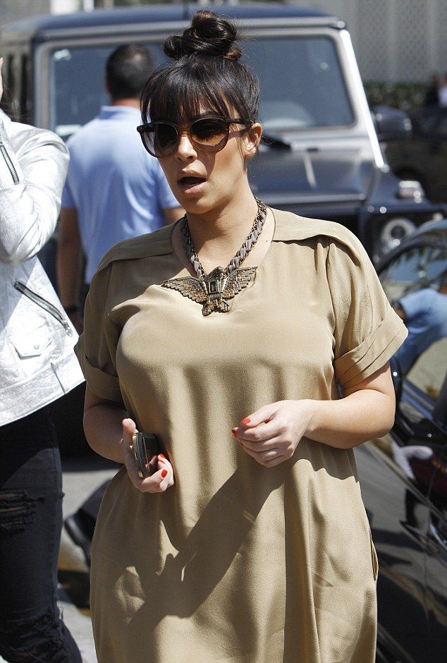 Κι όμως, εντοπίσαμε 5 καλόγουστα (!) outfits της εγκυμονούσας Kim
