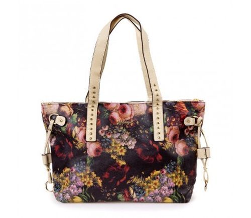 Floral παντού! Το αγαπημένο trend επέστρεψε