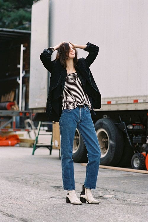 Ruby Aldridge: το boyfriend jeans φορεμένο σωστά