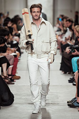Δείτε τη συλλογή Chanel Resort 2014