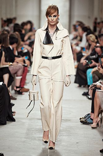 Δείτε τη συλλογή Chanel Resort 2014