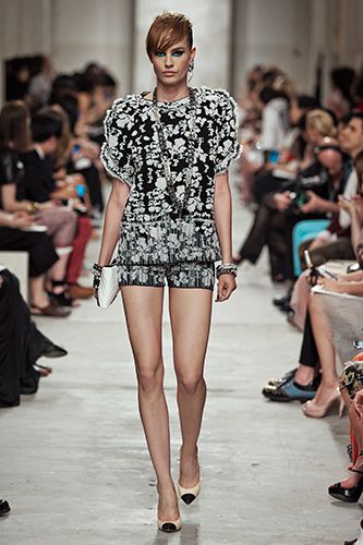 Δείτε τη συλλογή Chanel Resort 2014