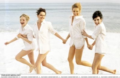 Δείτε την Kristen Stewart να ποζάρει σε εξώφυλλο του 2008 ως ανερχόμενο αστέρι!