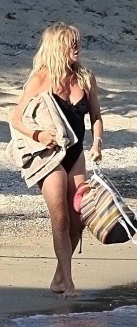 Οι ελληνικές διακοπές της Goldie Hawn