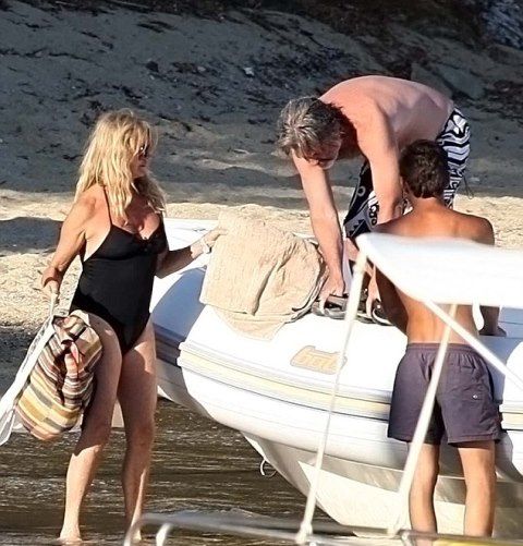 Οι ελληνικές διακοπές της Goldie Hawn