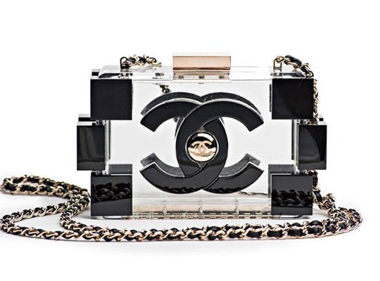 To must της χρονιάς: Chanel Lego bag!