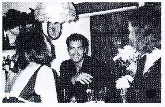 Δείτε τον Αλέκο Συσσοβίτη, μόλις 20 ετών barman στη Μύκονο