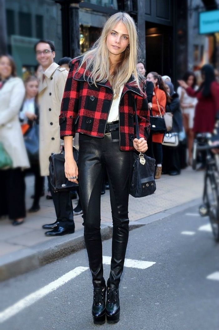 H Cara Delevigne έγινε 21! Κλεφτές ματιές στα καλύτερα outfits της
