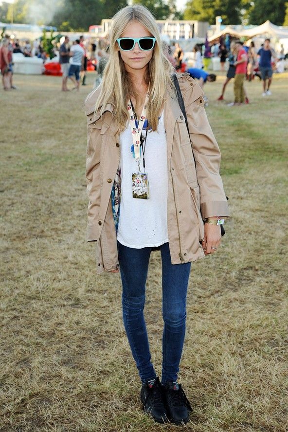 H Cara Delevigne έγινε 21! Κλεφτές ματιές στα καλύτερα outfits της