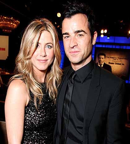 Δείτε πως είναι ο Justin Theroux με μαγιό!