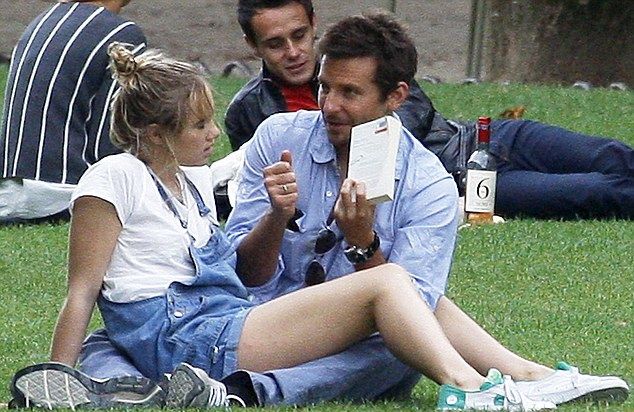 Ένα ρομαντικό ραντεβού στο Παρίσι για τον Bradley Cooper και το κορίτσι του