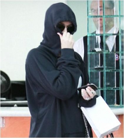 Δείτε τις πρώτες φωτογραφίες της Khloe Kardashian μετά την...εξαφάνιση του συζύγου της