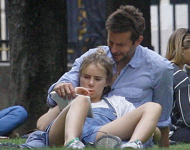 Ένα ρομαντικό ραντεβού στο Παρίσι για τον Bradley Cooper και το κορίτσι του