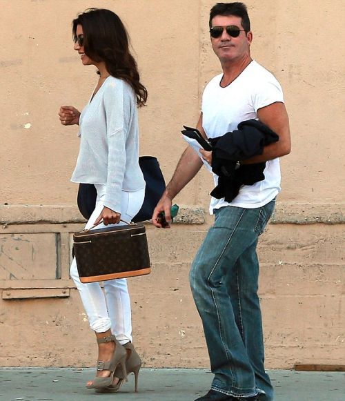 Ποια τηλεπερσόνα είπε για τον Simon Cowell ότι με το στήθος του μπορεί να θηλάσει ο ίδιος το μωρό του;
