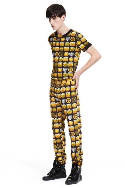 Δείτε όλα τα looks από τη συνεργασία Versace και M.I.A.