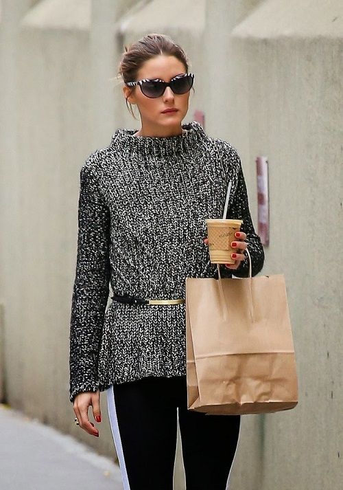 Olivia Palermo: κομψή με πουλόβερ και skinny παντελόνι στη Νέα Υόρκη