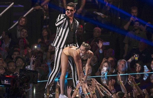 Δείτε πώς ήταν η Miley Cyrus πριν την Hannah Montana