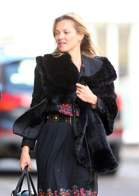 Kate Moss: Κούκλα και χωρίς ίχνος μακιγιάζ (φωτογραφίες)