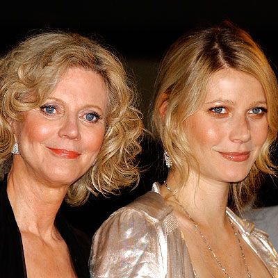 Η μαμά της Paltrow ξεσπαθώνει: «Ζηλεύουν την κόρη μου γιατί…»