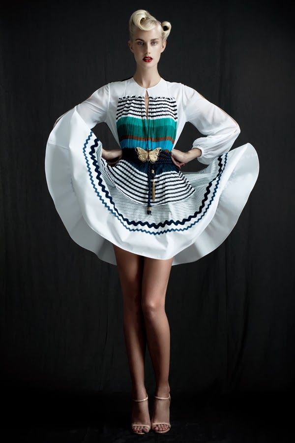 Δείτε το lookbook των MI-RO