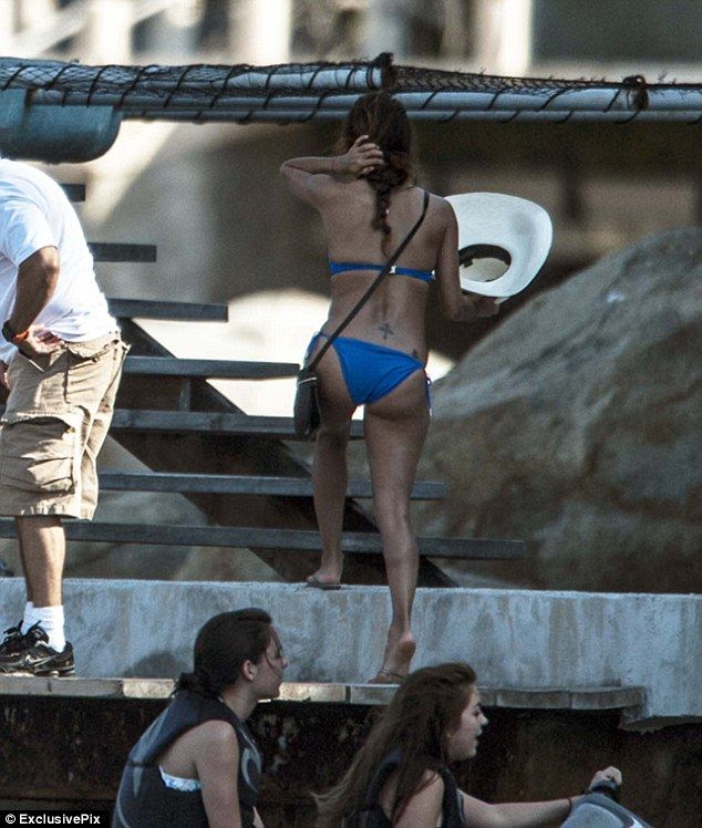 Ακόμη και τα sex symbols έχουν ατέλειες: Δείτε την Eva Longoria με μαγιό!