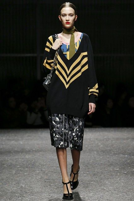 Prada Fall 2014: Μία διαφορετική οπτική πάνω στο lady chic #MFW