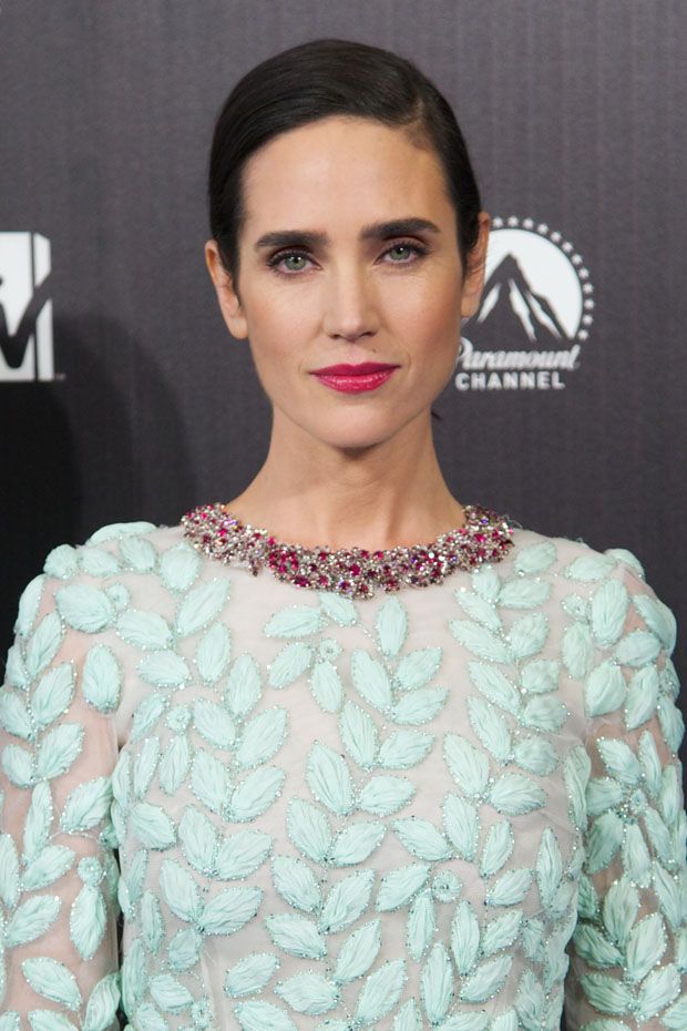 Υπέρκομψη η Jennifer Connelly μέσα στο Giambattista Valli φόρεμά της